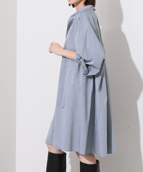 SLOBE IENA（スローブイエナ）の「コットンAラインチュニックワンピース（シャツワンピース・レディース・ネイビー/グレー・FREE）」の15枚目の写真