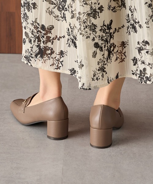 Honeys（ハニーズ）の「ビット付ヒールローファー（ローファー・レディース・ブラック/モカ/アイボリー・S/M/L/LL）」の13枚目の写真