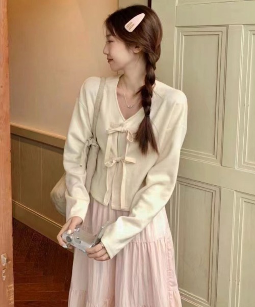 Teem Store(チームストア)の「リボン ショート カーディガン 長袖ニットトップス(カーディガン/ボレロ・レディース・ブラック/グリーン/ピンク/グレー/アイボリー・F)」の6枚目の写真
