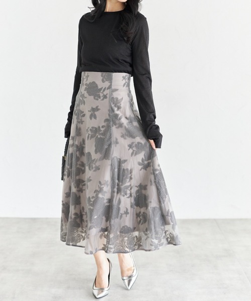 tocco closet(トッコ クローゼット)の「【ZOZO限定】長袖ラメシアーカットクルートップス(Tシャツ/カットソー・レディース・ミント/ブラック/グレー・M)」の12枚目の写真