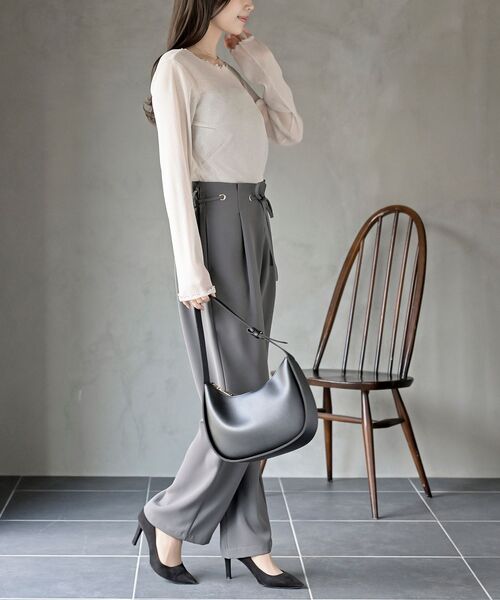 rps（アールピーエス）の「ラメシアークルーネックカットソー（Tシャツ/カットソー・レディース・ブラック/オフホワイト/チャコールグレー/ライトグレー/グレー/アイボリー・フリー）」の10枚目の写真