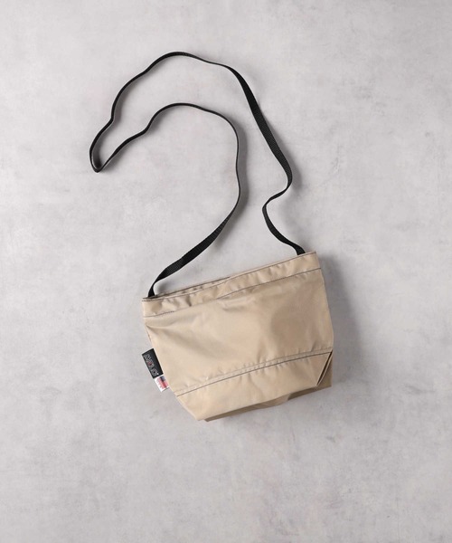 Right-on（ライトオン）の「【MELO】ミニトートショルダー（ショルダーバッグ・メンズ・ベージュ/パープル/ダークグリーン/ブラック・ONE SIZE）」の3枚目の写真