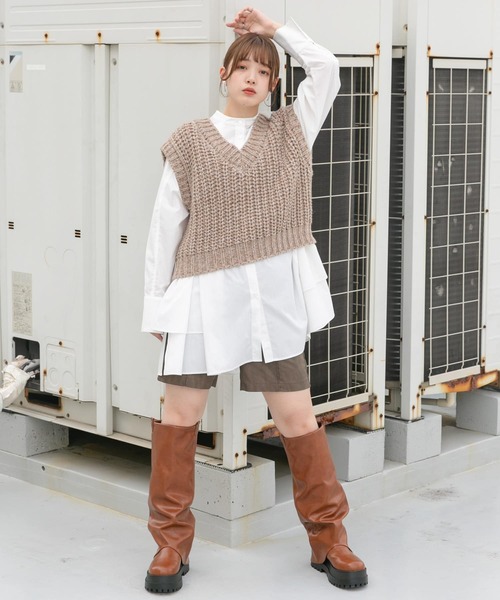 KBF（ケイビーエフ）の「チャンキーニットベスト（ニット/セーター・レディース・ダークグレー/キャメル・ONE）」の16枚目の写真