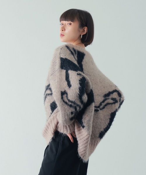 PURE BRIGHT(ピュアブライト)の「マーブル柄シャギーVネックニット(ニット/セーター・レディース・ベージュ/ブラック・FREE)」の7枚目の写真