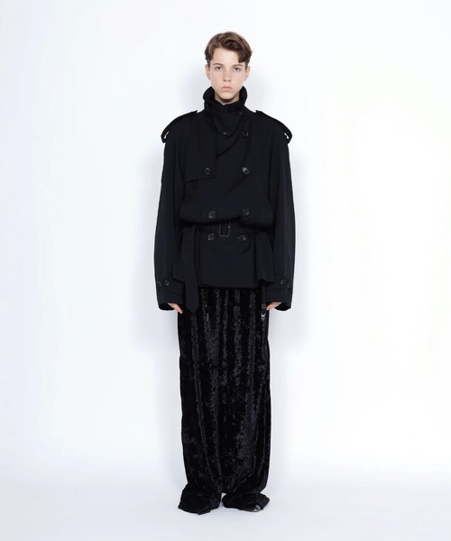 JOHN LAWRENCE SULLIVAN(ジョンローレンスサリバン)の「JOHN LAWRENCE SULLIVAN WOOL COTTON TWILL SHORT TRENCH COAT (1C010-0225-01)(トレンチコート・メンズ・ブラック/ベージュ・MEDIUM)」の5枚目の写真
