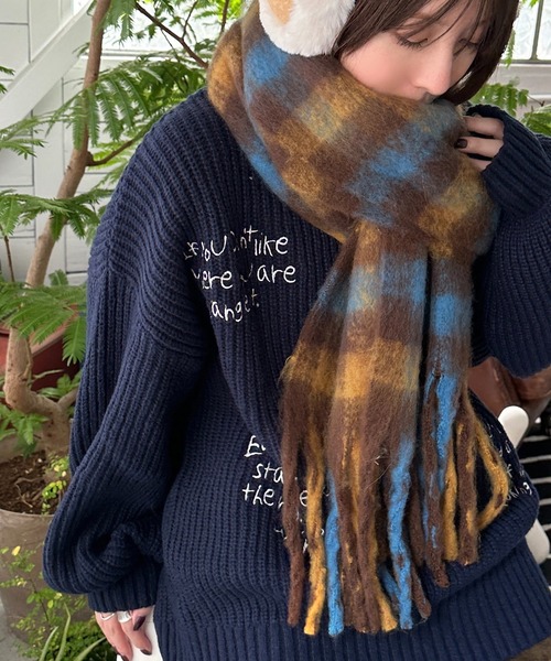 apres jour mignon（アプレジュールミニョン）の「【apresjour mignon×ARIAZ】アソートチェックマフラー（ストール/ショール・レディース・レッド/ブラック系その他/ブラウン系その他・ONESIZE）」の6枚目の写真