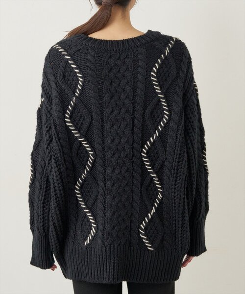 natural couture（ナチュラルクチュール）の「配色ラインゆるケーブルニット（ニット/セーター・レディース・ブルー/チャコールグレー/アイボリー/ブラック・FREE）」の8枚目の写真