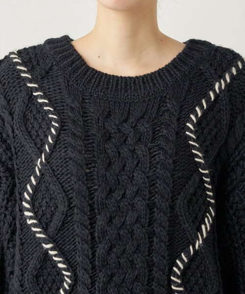 natural couture（ナチュラルクチュール）の「配色ラインゆるケーブルニット（ニット/セーター・レディース・ブルー/チャコールグレー/アイボリー/ブラック・FREE）」の9枚目の写真