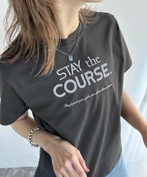 シンプルなのに格上げ感抜群。オーガニックコットン100%前後2wayロゴ刺繍&フロッキーTシャツ(半袖)