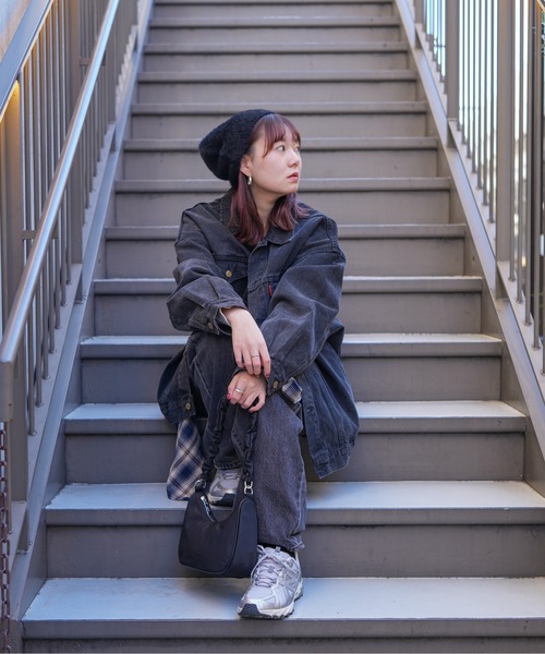 Ungrid(アングリッド)の「【Ungrid/アングリッド】 WEB限定 ギャザー ナイロン ロゴ刺繍 ワンハンドルバッグ(ハンドバッグ・レディース・アイボリー/ブラック・FREE)」の5枚目の写真