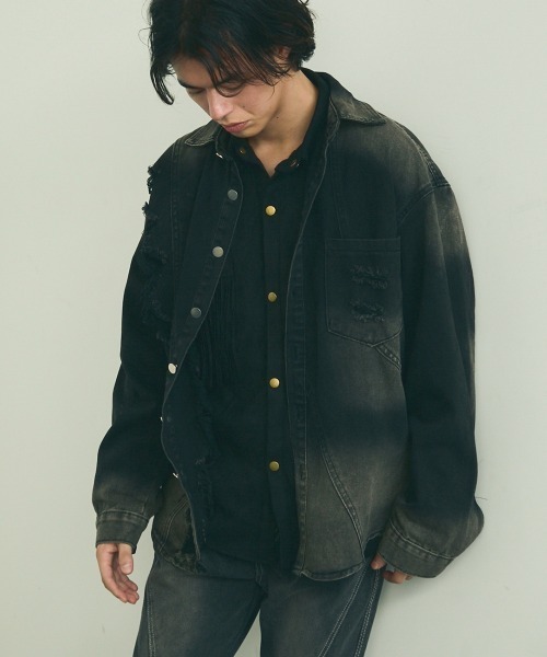Shoowtime(ショウタイム)の「vintage wash black denim shirt / ビンテージウォッシュブラックデニムシャツ(シャツ/ブラウス・メンズ・ブラック系・MEDIUM/LARGE/X-LARGE)」の2枚目の写真