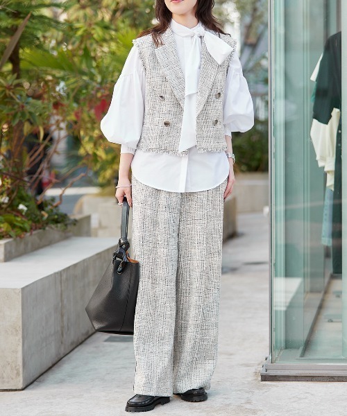 LOVELESS（ラブレス）の「ボリュームスリーブスカーフブラウス（シャツ/ブラウス・レディース・オフホワイト/ブラック・34/36）」の3枚目の写真