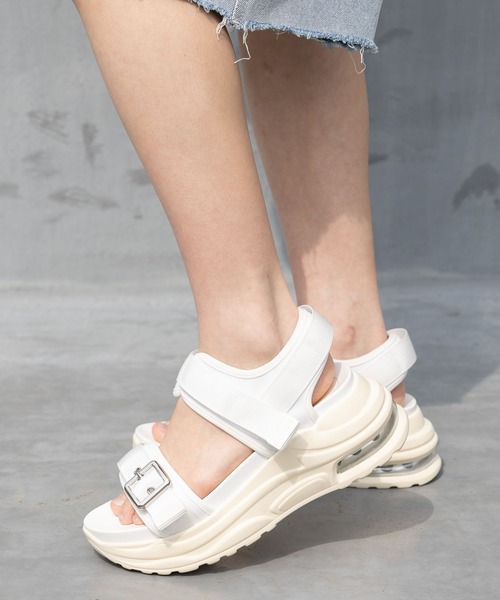 repipi armario(レピピ アルマリオ)の「クリアソールスポサン(サンダル・キッズ・アイボリー/シルバー/マルチ/ブラック・LARGE/MEDIUM/SMALL)」の1枚目の写真