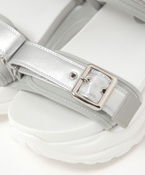 repipi armario(レピピ アルマリオ)の「クリアソールスポサン(サンダル・キッズ・アイボリー/シルバー/マルチ/ブラック・LARGE/MEDIUM/SMALL)」の11枚目の写真