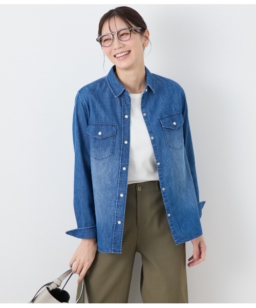NEWYORKER(ニューヨーカー)の「EDWIN 7.2オンス レギュラーカラーデニムシャツ(シャツ/ブラウス・レディース・ブルー・9号/11号)」の12枚目の写真
