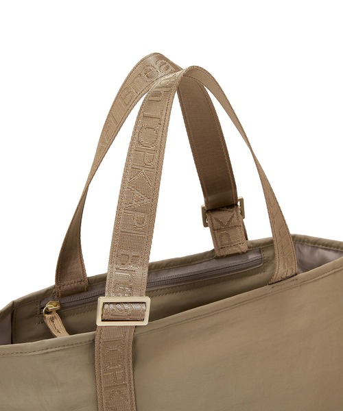 Breath TOPKAPI(ブレストプカピ)の「【Breath TOPKAPI】Freely フリーリー ナイロン ロゴテープ トートバッグ A4対応(トートバッグ・レディース・ブラック/ベージュ/オレンジ/イエロー・FREE)」の8枚目の写真