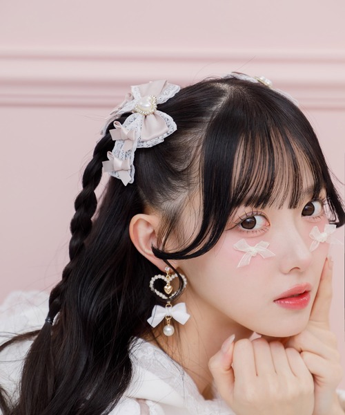 ROJITA(ロジータ)の「メニーリボンクリップセット(バレッタ/ヘアクリップ・レディース・ブラック/マルチ/ホワイト/ピンク・FREE)」の5枚目の写真