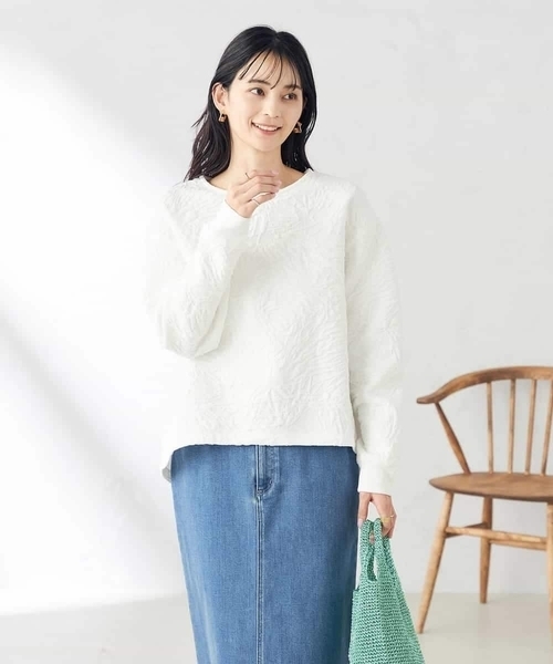 a.v.v(アーヴェヴェ)の「フクレジャガードトップス(Tシャツ/カットソー・レディース・アイボリー・40/38)」の3枚目の写真