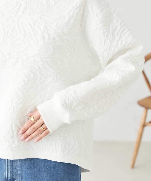 a.v.v(アーヴェヴェ)の「フクレジャガードトップス(Tシャツ/カットソー・レディース・アイボリー・40/38)」の15枚目の写真