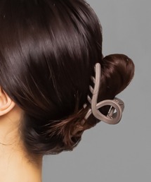 kirakiraShop（キラキラショップ）の「【中サイズ】ワイドシルエットの くすみカラー バンスクリップ（バレッタ/ヘアクリップ）」