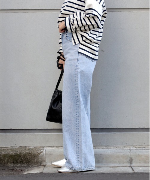 SOMETHING（サムシング）の「【SOMETHING】「LISA」ビンテージワイド（デニムパンツ・レディース・ライトインディゴブルー・S/M/XS）」の2枚目の写真