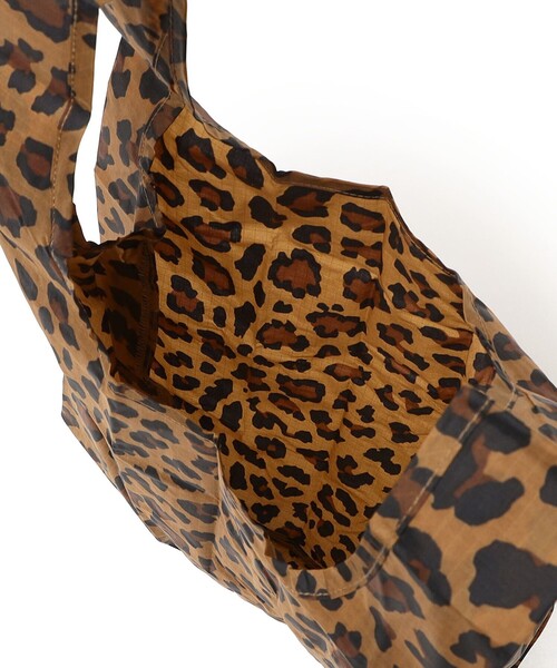 BAGGU(バグー)の「BAGGU:ベイビー(メロン / レオパード)(エコバッグ/サブバッグ・レディース・ブラウン/ラベンダー・ONE SIZE)」の6枚目の写真