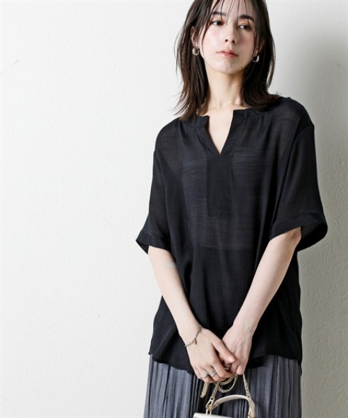 nissen（ニッセン）の「ふわり軽いエアリースラブカフタン衿５分袖ブラウス＜大きいサイズ有＞（シャツ/ブラウス・レディース・ブラック/レッド/グレー/グリーン/ブルー・S/M/L/LL/3L）」の9枚目の写真