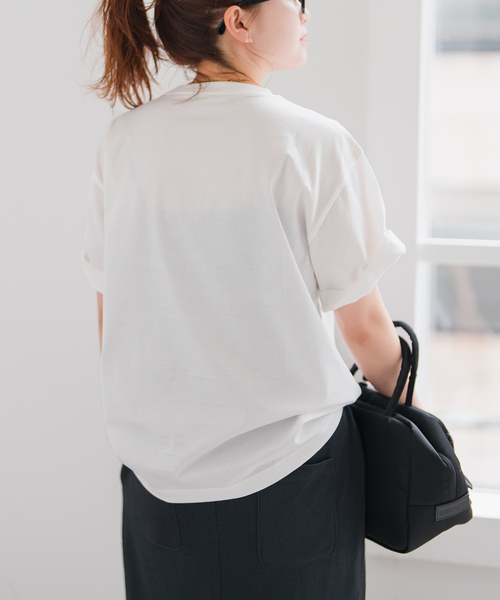 Spick & Span(スピックアンドスパン)の「ファインコットンルーズTシャツ(Tシャツ/カットソー・レディース・ブラック/ホワイト・FREE)」の15枚目の写真