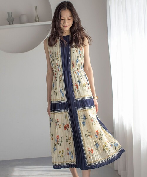 組曲　スカーフパネルプリント ワンピース　アイボリー系　サイズ3 スカーフパネルプリント ワンピース（ワンピース）｜組曲（クミキョク