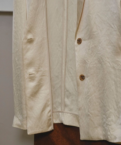 TODAYFUL(トゥデイフル)の「TODAYFUL Satin Over Jacket(その他アウター・レディース・ベージュ/ブラック・38/36)」の7枚目の写真
