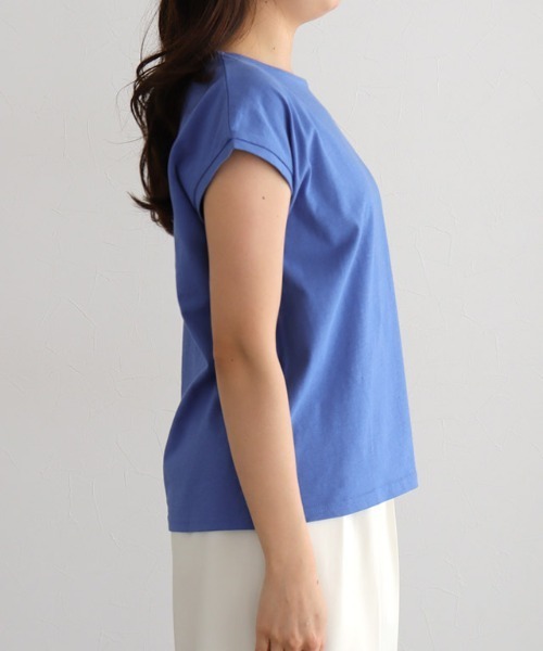 Pierrot(ピエロ)の「【骨格ウェーブさんにオススメ】ボートネック/フレンチスリーブベーシックTシャツ(Tシャツ/カットソー・レディース・チャコール/オフホワイト/ブルー/ブラック・S/M/L)」の18枚目の写真