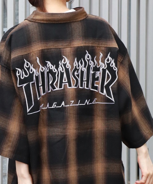 THRASHER（スラッシャー）の「【THRASHER/スラッシャー】ダメージチェック半袖シャツ（シャツ/ブラウス・メンズ・ブラウン/ホワイト/ブラック・XL/L/M）」の3枚目の写真