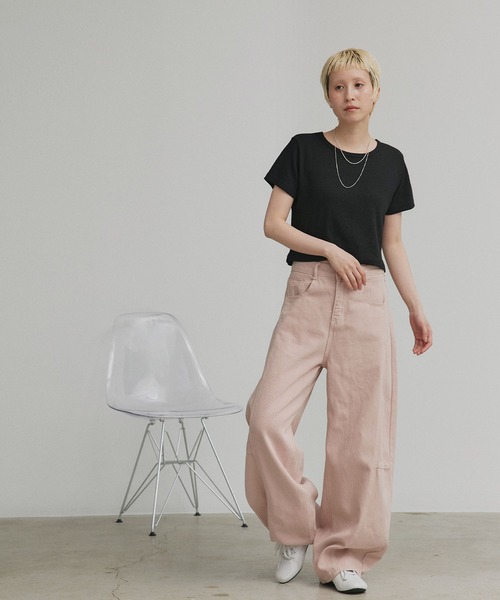 ad thie(アドティエ)の「リブクルーネック コンパクトTシャツ(Tシャツ/カットソー・レディース・オフホワイト/ブラック/チャコール/アイボリー/グレイッシュベージュ/アイボリー系/ブラック系/レッド/ブラウン・LARGE/MEDIUM/LL)」の22枚目の写真