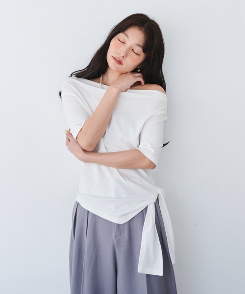 FMiBL（ファミル）の「ウエストデザインドレープトップス（Tシャツ/カットソー・レディース・ブラック/ホワイト/グレー・FREE）」の17枚目の写真