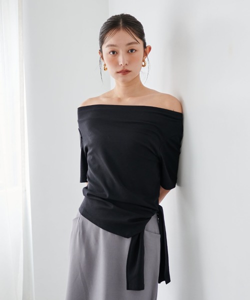 FMiBL（ファミル）の「ウエストデザインドレープトップス（Tシャツ/カットソー・レディース・ブラック/ホワイト/グレー・FREE）」の5枚目の写真