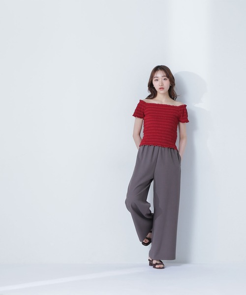 NATURAL BEAUTY BASIC（ナチュラルビューティーベーシック）の「◇シャーリングコンパクトカットソー（Tシャツ/カットソー・レディース・レッド/オフホワイト/ブラウン・FREE）」の20枚目の写真