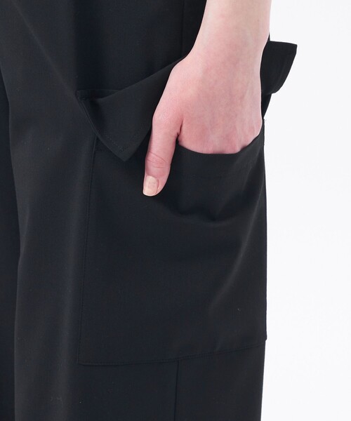 MACKINTOSH PHILOSOPHY（ﾏｯｷﾝﾄｯｼｭ ﾌｨﾛｿﾌｨｰ）の「ストレッチツイルワイドパンツ（カーゴパンツ・レディース・ブラック/オフホワイト・38/36/34）」の9枚目の写真