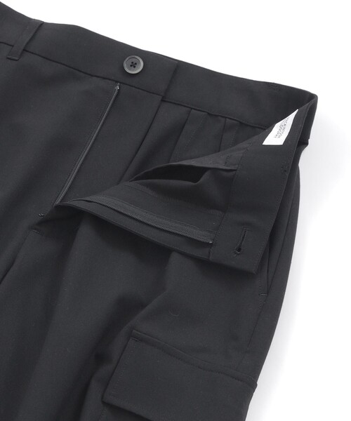 MACKINTOSH PHILOSOPHY（ﾏｯｷﾝﾄｯｼｭ ﾌｨﾛｿﾌｨｰ）の「ストレッチツイルワイドパンツ（カーゴパンツ・レディース・ブラック/オフホワイト・38/36/34）」の10枚目の写真