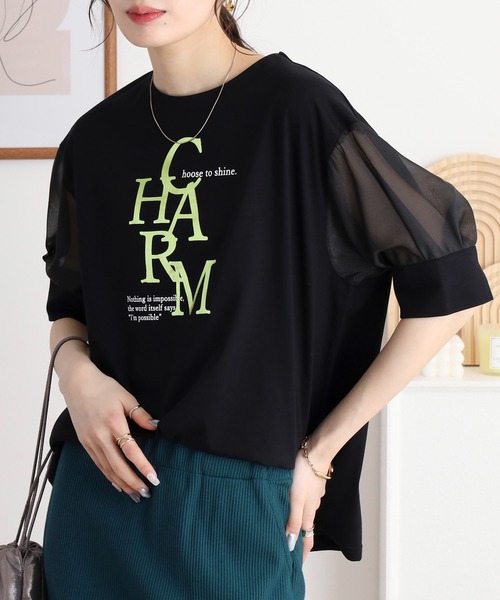 EGLANTINE(エグランティーヌ)の「EGLANTINE CHARM 箔ロゴプリント 袖光沢シアーカットソー 5分袖Tシャツ(Tシャツ/カットソー・レディース・チャコールグレー/オフホワイト/ブラック・40)」の3枚目の写真