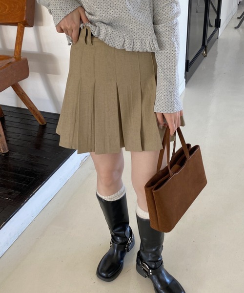 SOLLON.(ソルロン)の「ベルト付きプリーツミニスカート(スカート・レディース・ライトグレー/ベージュ・FREE)」の14枚目の写真