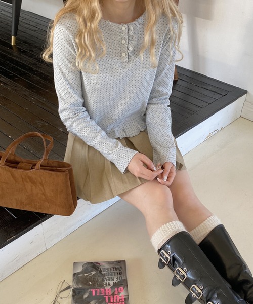 SOLLON.(ソルロン)の「ベルト付きプリーツミニスカート(スカート・レディース・ライトグレー/ベージュ・FREE)」の5枚目の写真