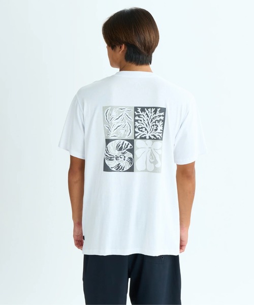 Quiksilver(クイックシルバー)の「EVO INTERCONNECTED S /クイックシルバーレギュラーフィットバックプリント半袖Tシャツ(Tシャツ/カットソー・メンズ・カーキ/ブラック/インディゴブルー/ホワイト・X-LARGE/LARGE/MEDIUM)」の1枚目の写真