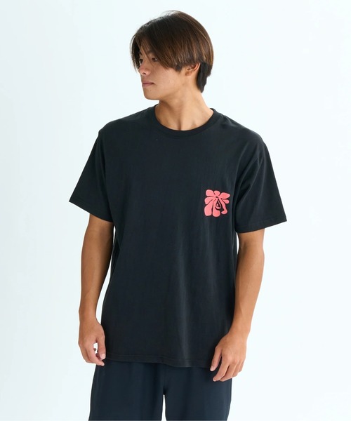 Quiksilver(クイックシルバー)の「EVO INTERCONNECTED S /クイックシルバーレギュラーフィットバックプリント半袖Tシャツ(Tシャツ/カットソー・メンズ・カーキ/ブラック/インディゴブルー/ホワイト・X-LARGE/LARGE/MEDIUM)」の6枚目の写真