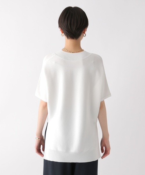 Elura(エルーラ)の「<WEB限定|第三弾ニット>華奢見えドルマンVネックニット/492597(ニット/セーター・レディース・ブラック/カーキ/ブラウン系その他2/ホワイト/ライトグレー・MEDIUM/X-LARGE)」の19枚目の写真