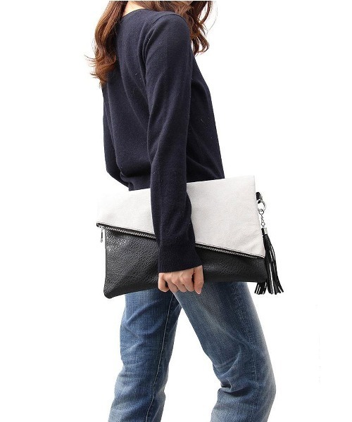 REGiSTA（レジスタ）の「REGiSTA スエードクラッチバッグ（クラッチバッグ・メンズ・ブラック系その他/グレー/ブラック・FREE）」の5枚目の写真