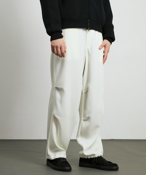 UNITED TOKYO（ユナイテッドトウキョウ）の「超撥水TRIXION パラシュートパンツ（その他パンツ・メンズ・ブラック/オフホワイト/ダークグレー・1/2）」の2枚目の写真