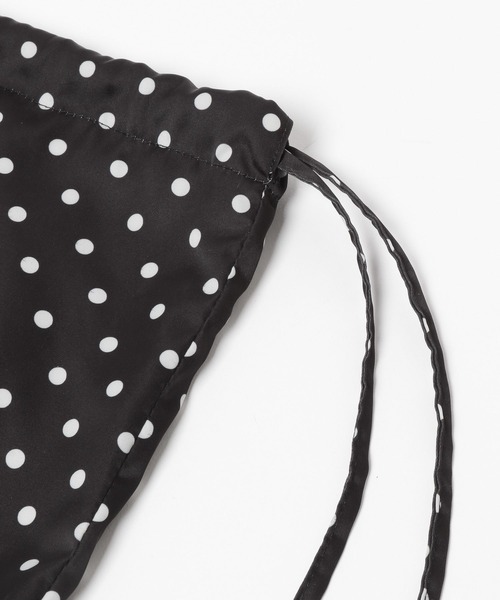 FOREVER 21（フォーエバー トゥエンティーワン）の「【2025SS】ラインストーンナップサック（バックパック/リュック・レディース・ブラック/ブルー・FREE）」の15枚目の写真