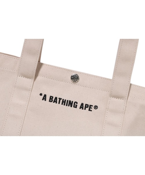 A BATHING APE（アベイシングエイプ）の「BIG APE HEAD TOTE BAG（トートバッグ・メンズ・アイボリー・FREE）」の4枚目の写真
