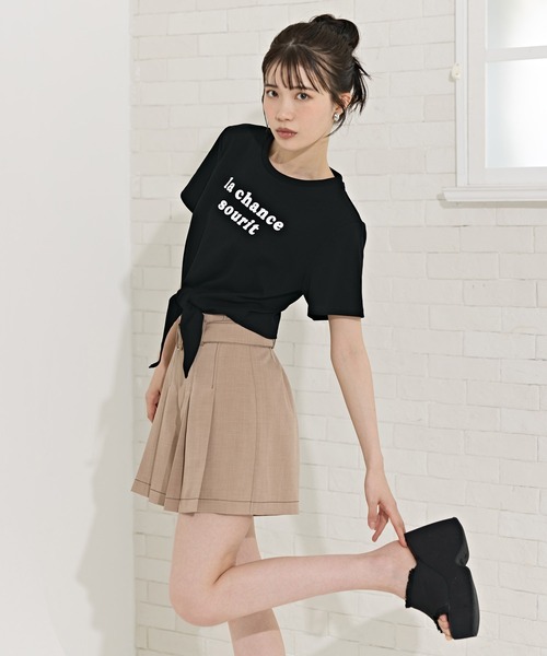 REDYAZEL(レディアゼル)の「フロントリボンTシャツ(Tシャツ/カットソー・レディース・ボルドー/ブラック/オフホワイト・FREE)」の11枚目の写真