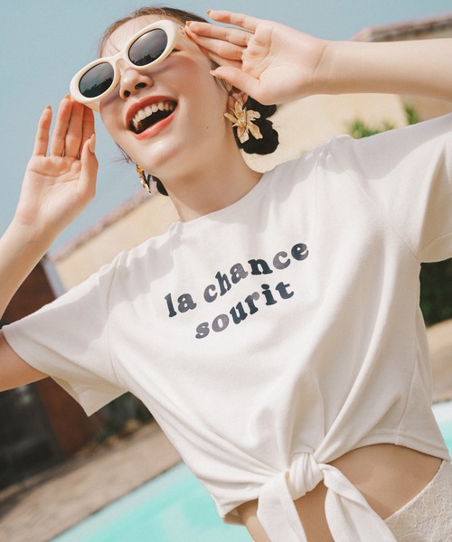 REDYAZEL(レディアゼル)の「フロントリボンTシャツ(Tシャツ/カットソー・レディース・ボルドー/ブラック/オフホワイト・FREE)」の15枚目の写真